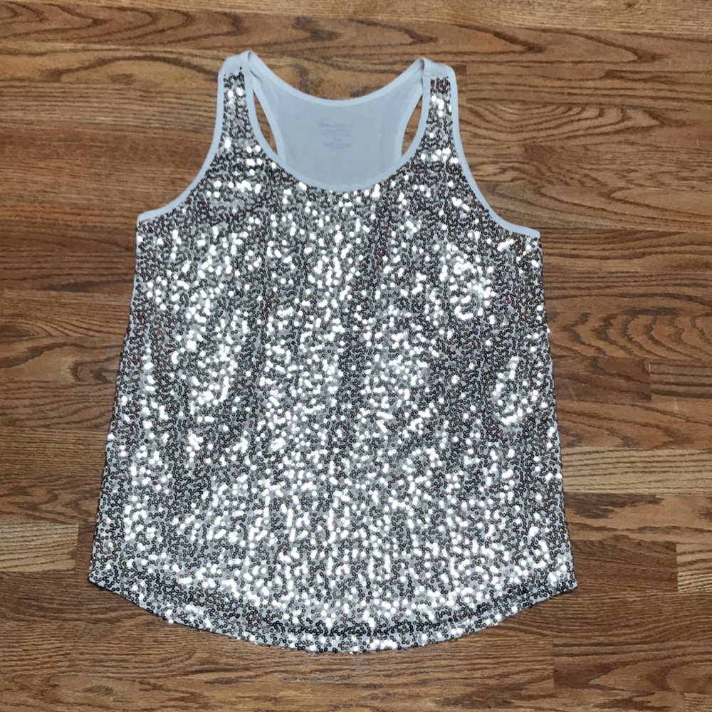 ✨ Gold sequin tank size 14/16 ✨